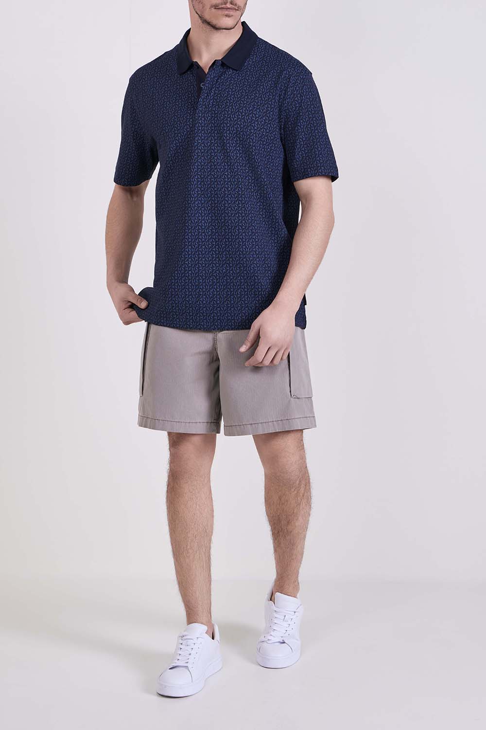 חולצת פולו בגזרה ישרה